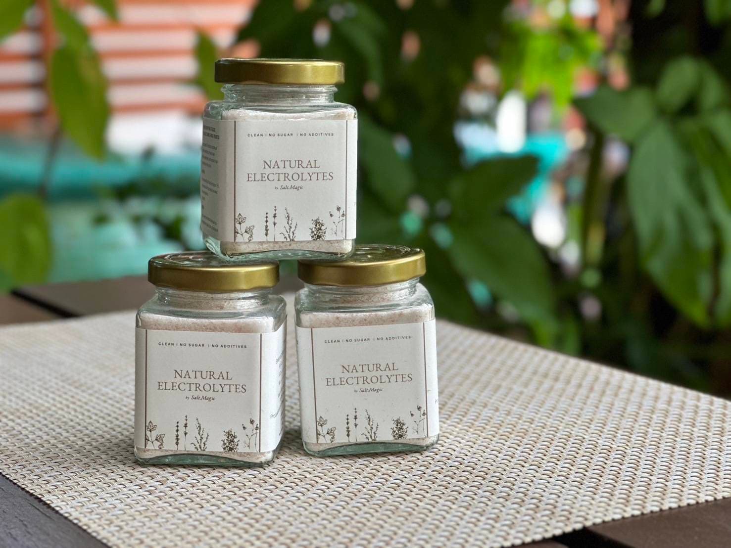 Signature Glass Jar - 160g, 70 servings, 490 THB